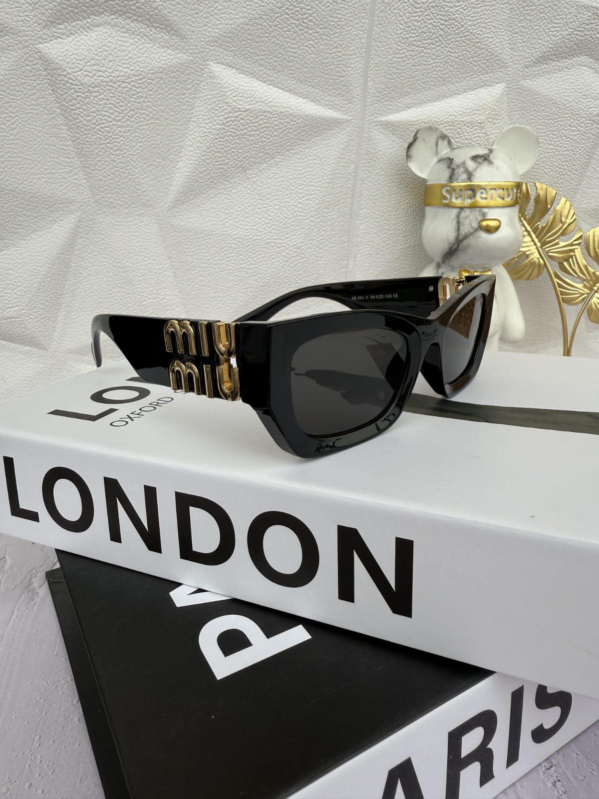 🕶️ Lentes Miu Miu Bold Logo – Glamour Moderno con Actitud