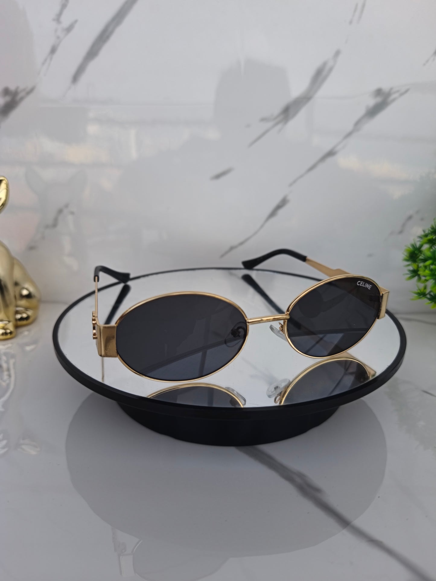 🕶️ Lentes Céline Triomphe – Sofisticación y Glamour