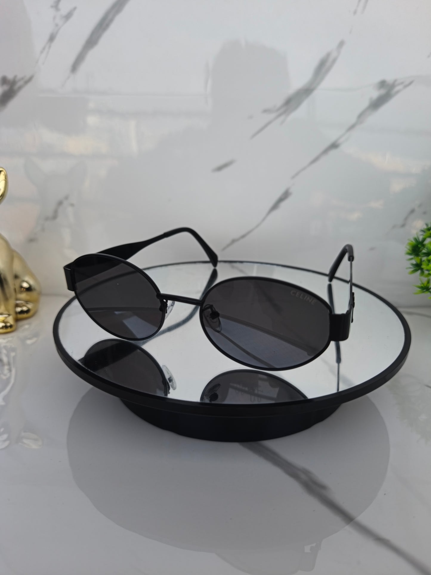 🕶️ Lentes Céline Triomphe – Sofisticación y Glamour