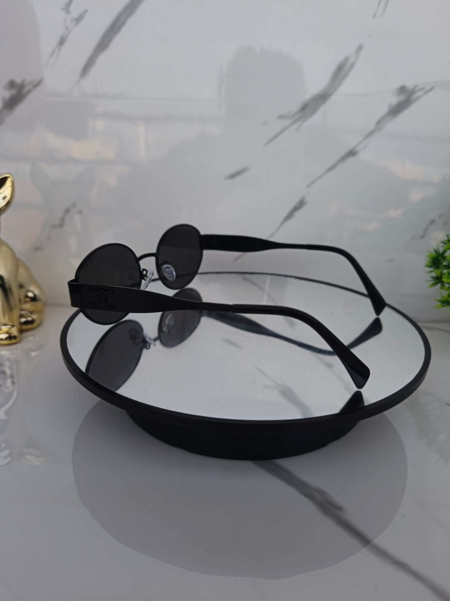 🕶️ Lentes Céline Triomphe – Sofisticación y Glamour