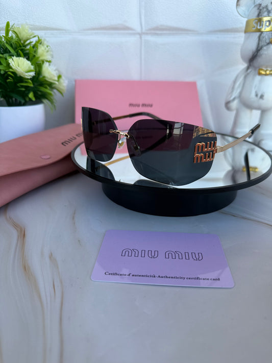 Lentes de sol Miu miu 💎